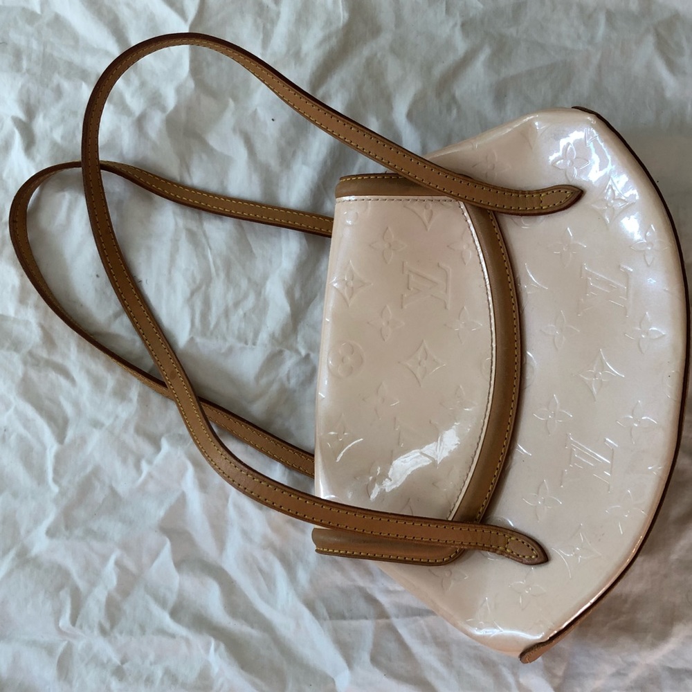 Luis Vuitton pink monogram handbag